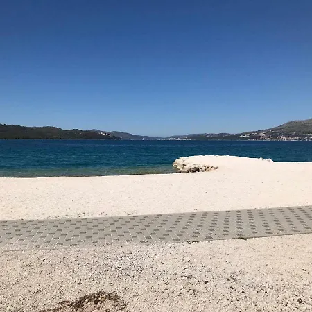Jurkas * Τρογκίρ